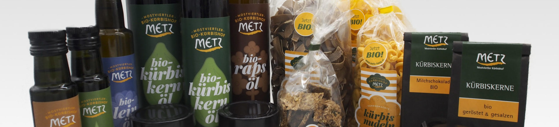 Kürbis Kürbishof Kürbiskernöl Speisekürbis Zierkürbisse Kürbiskernpesto Fruchtaufstrich Rapsöl Erdäpfel Vogelfutter Bio Metz Landwirt Kürbishofladen Mostviertel Haag Amstetten
